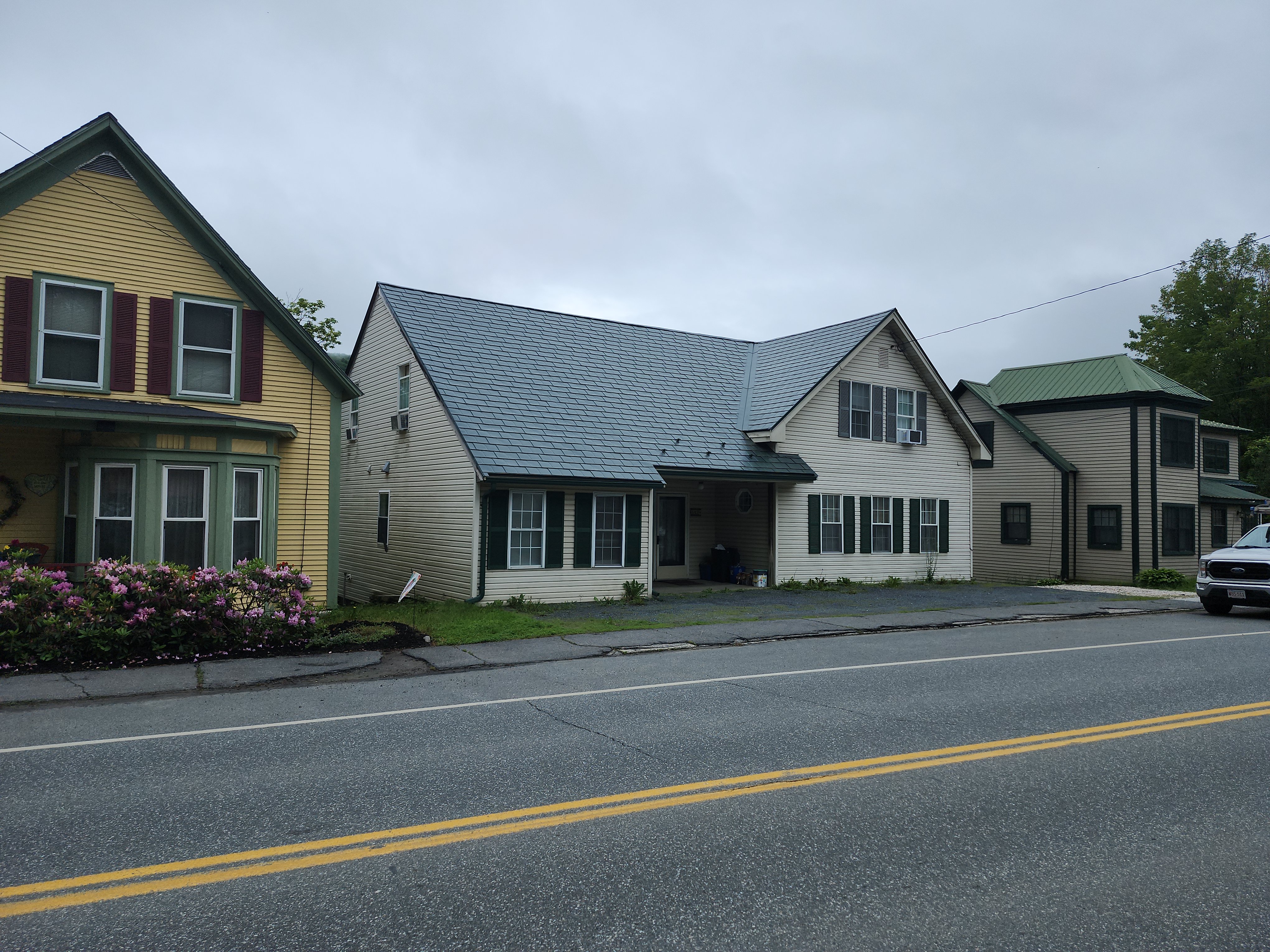 Interlock Aluminum Slate Metal Roofing – Hunter Green | Proctorsville, VT