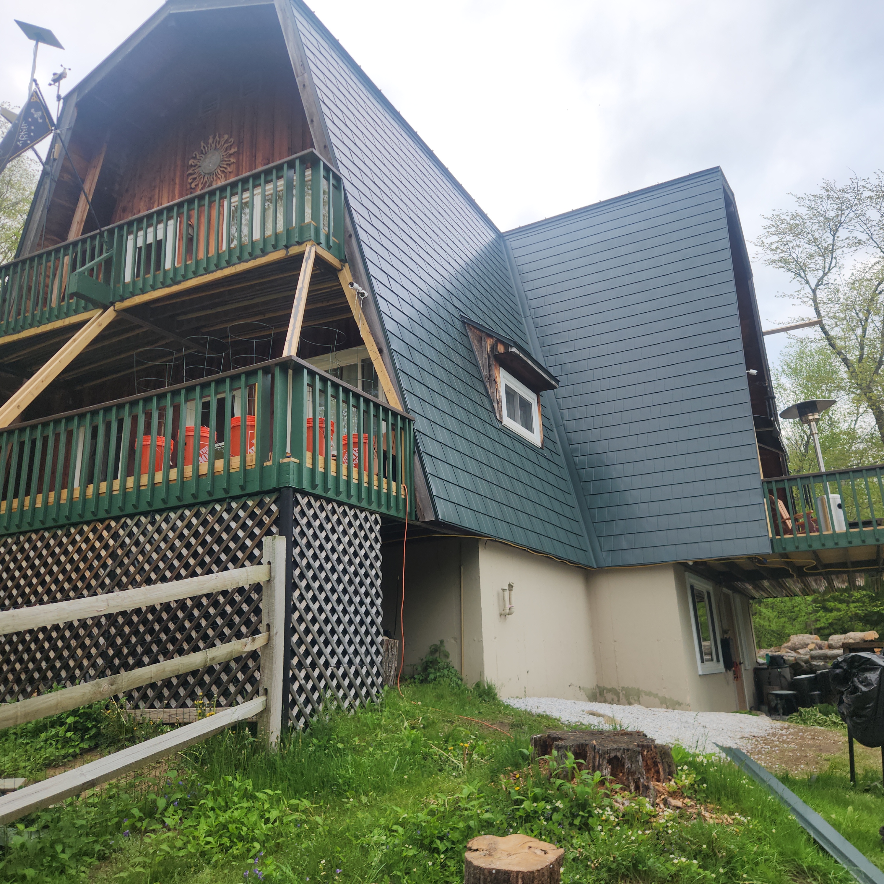 Interlock Aluminum Shingle Metal Roofing – Hunter Green | Brandon, VT