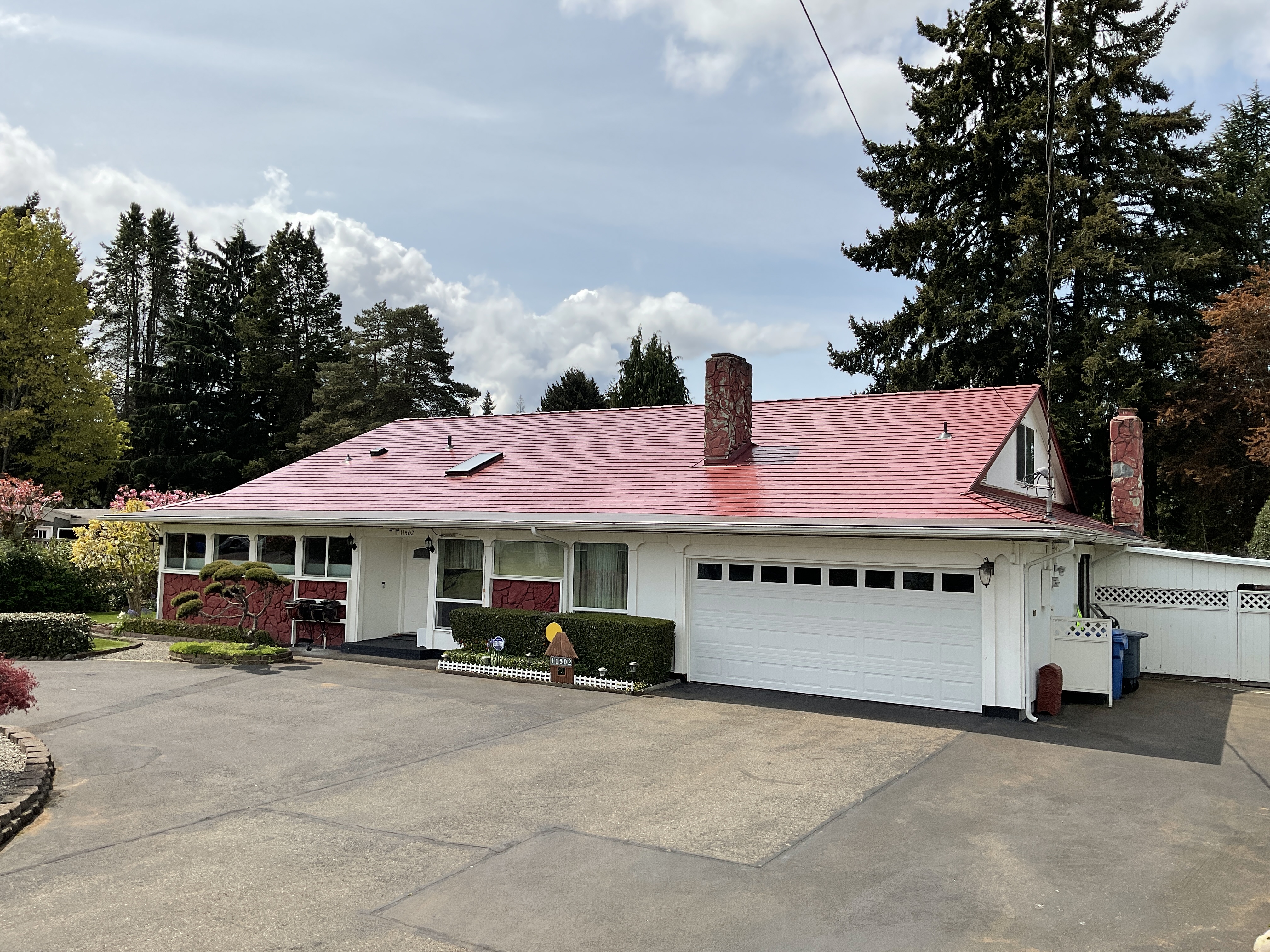 Interlock Aluminum Slate Metal Roofing – Tile Red | Lakewood, WA